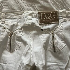 D&G White Jeans with Dual Zippered Back Pockets